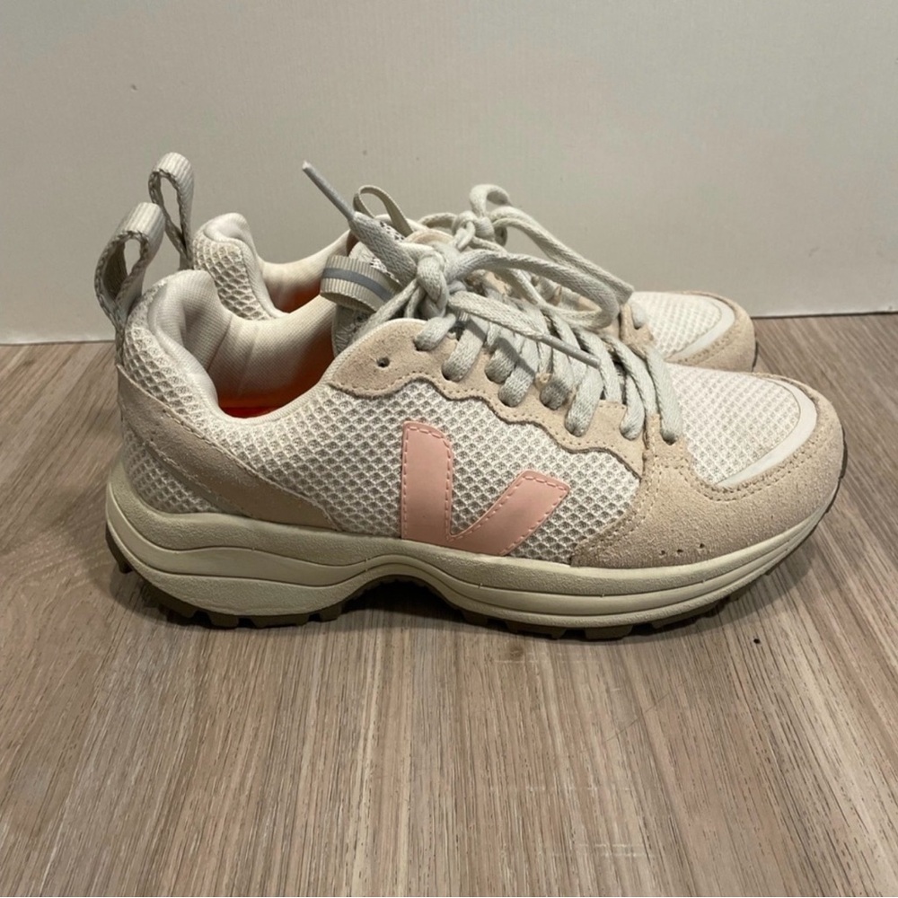 Veja Venturi Alveomesh Shoes Women's Hiking Sneakers